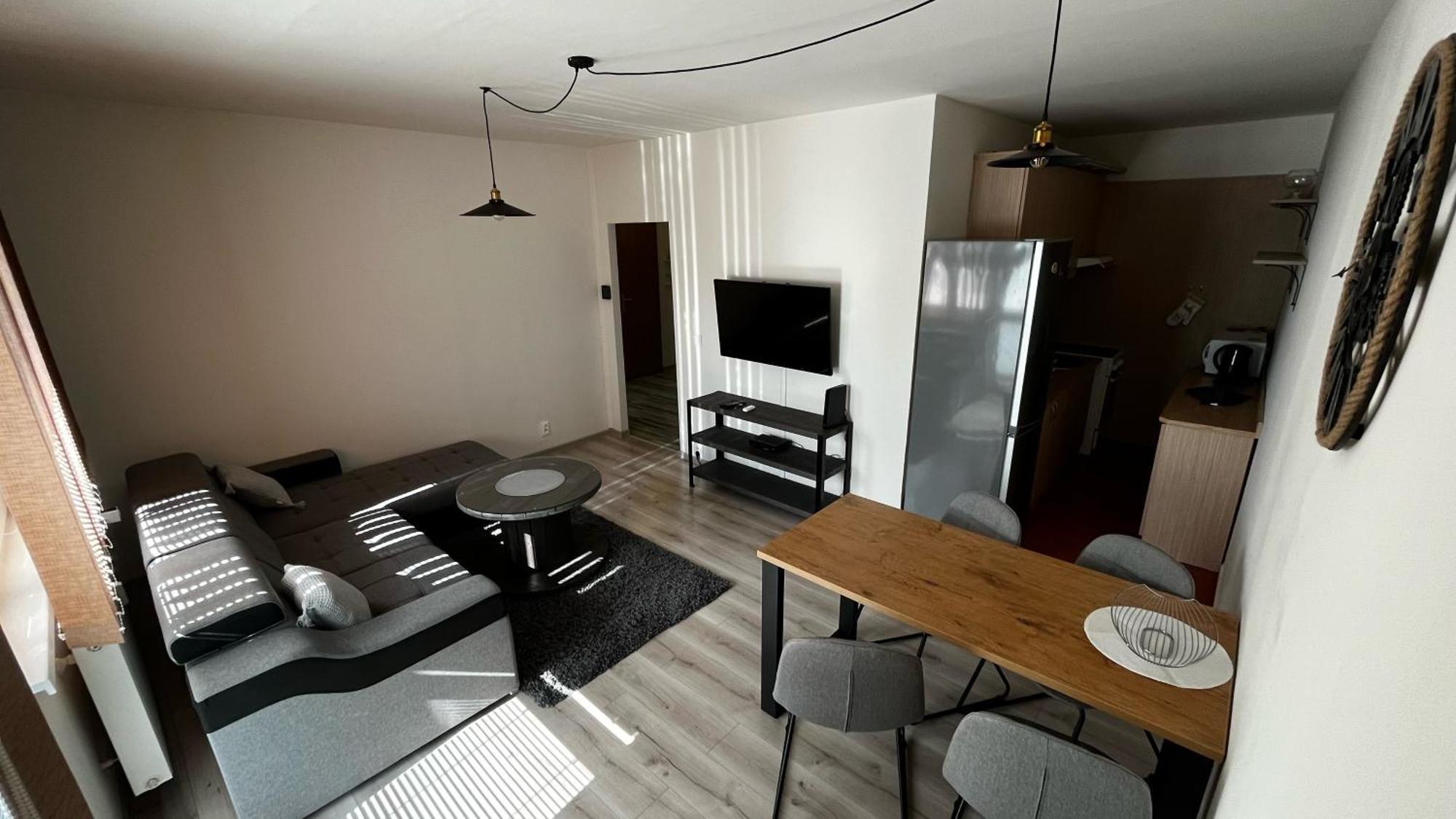 Trenčín Apartman Bss מראה חיצוני תמונה